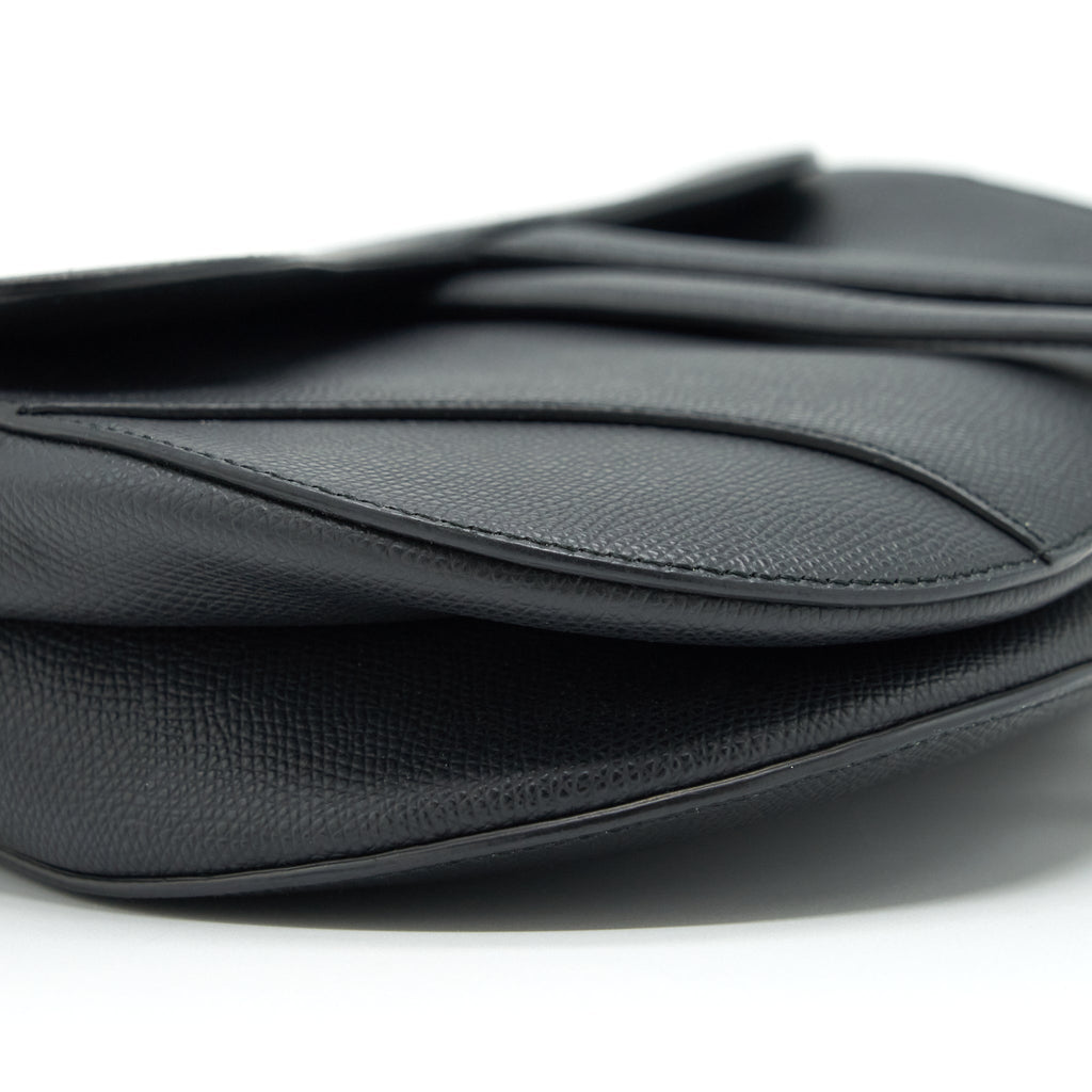 DIOR MEDIUM SADDLE BAG GRAINED CALFSKIN BLACK GHW