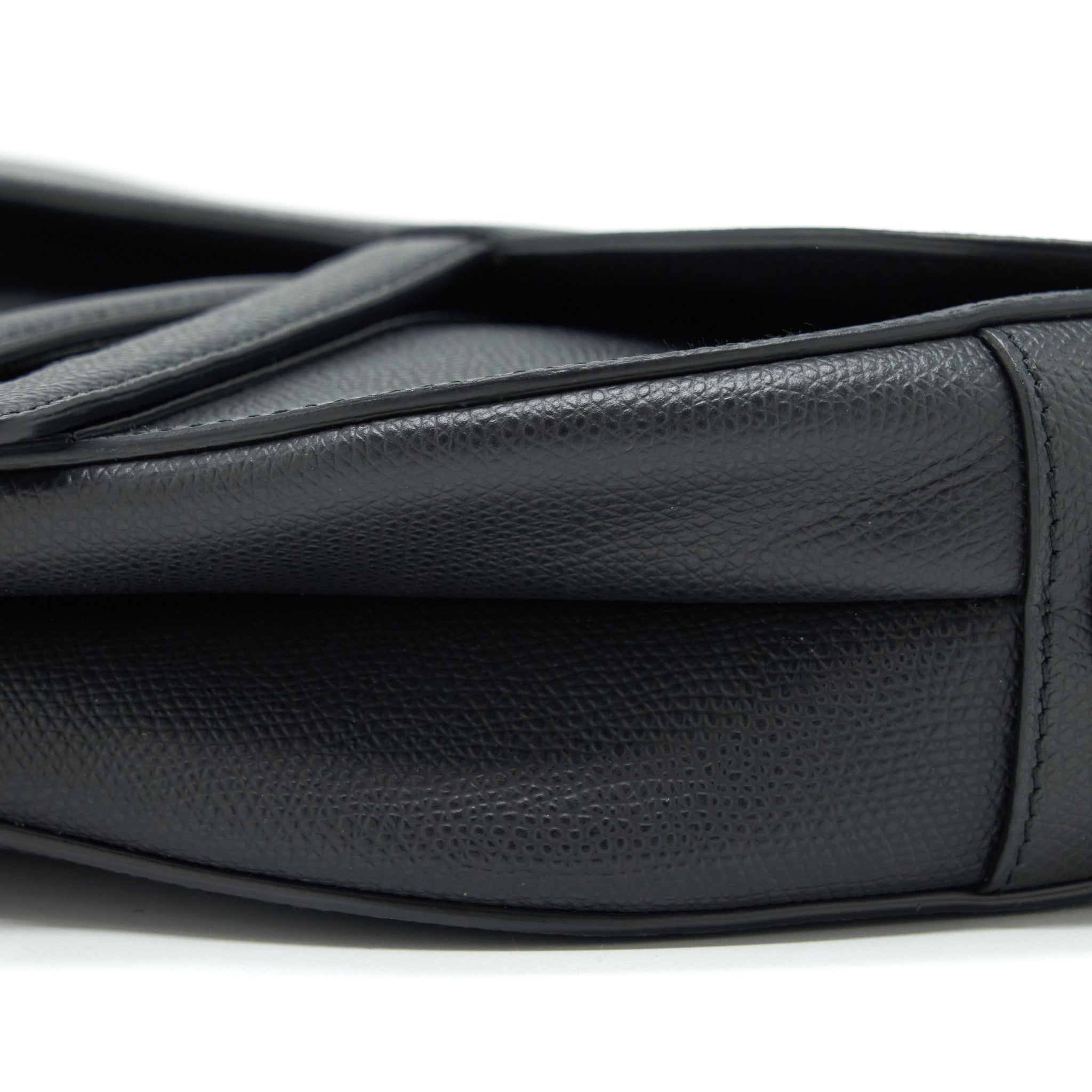 DIOR MEDIUM SADDLE BAG GRAINED CALFSKIN BLACK GHW