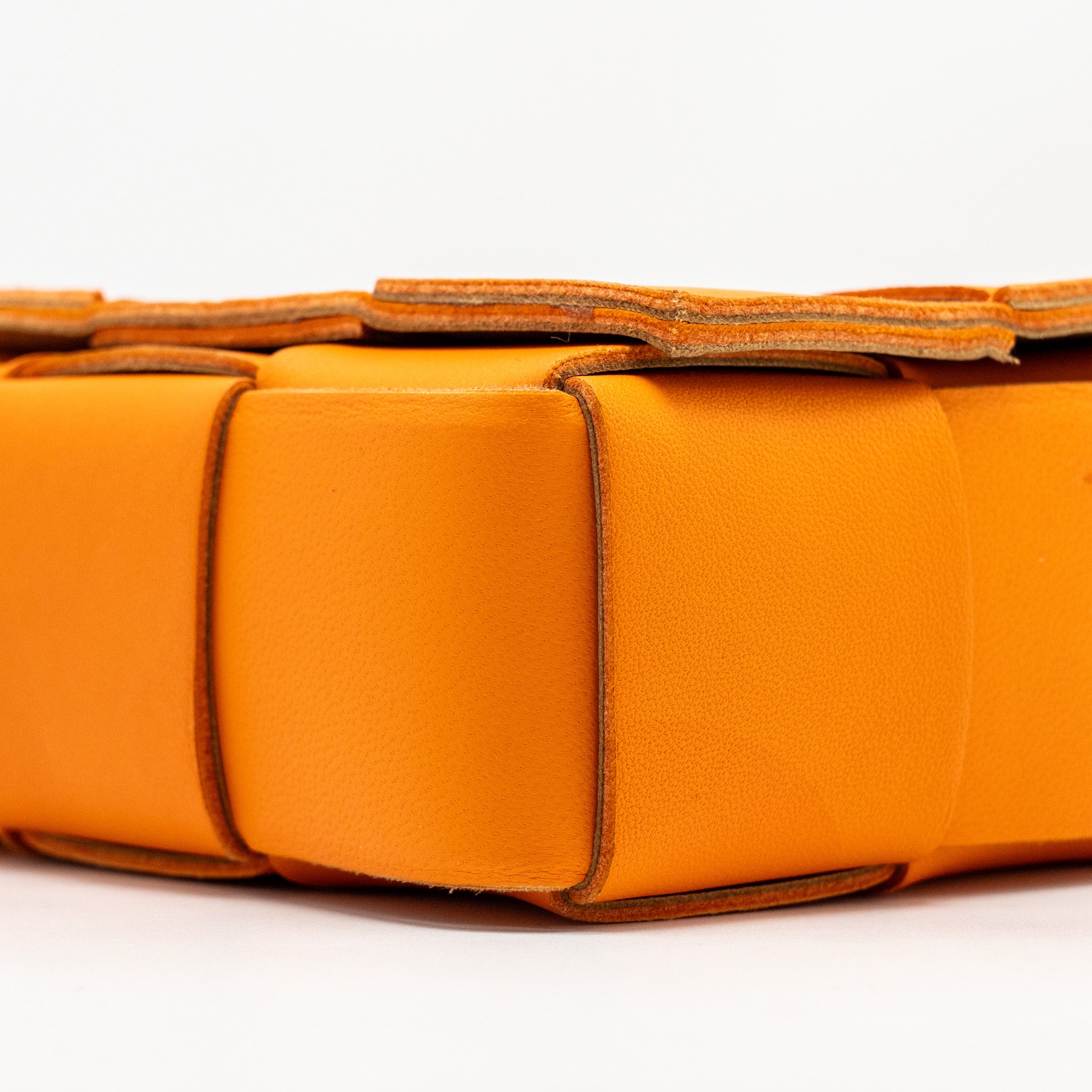 BOTTEGA VENETA SMALL CASSETTE BAG LAMBSKIN ORANGE GHW
