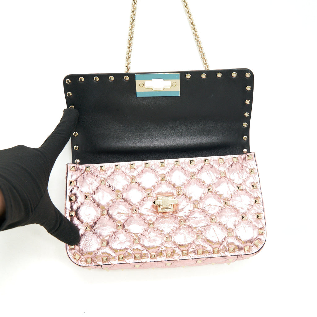 VALENTINO GARAVANI ROCKSTUD SPIKE SMALL LEATHER SHOULDER BAG METALLIC PINK LGHW