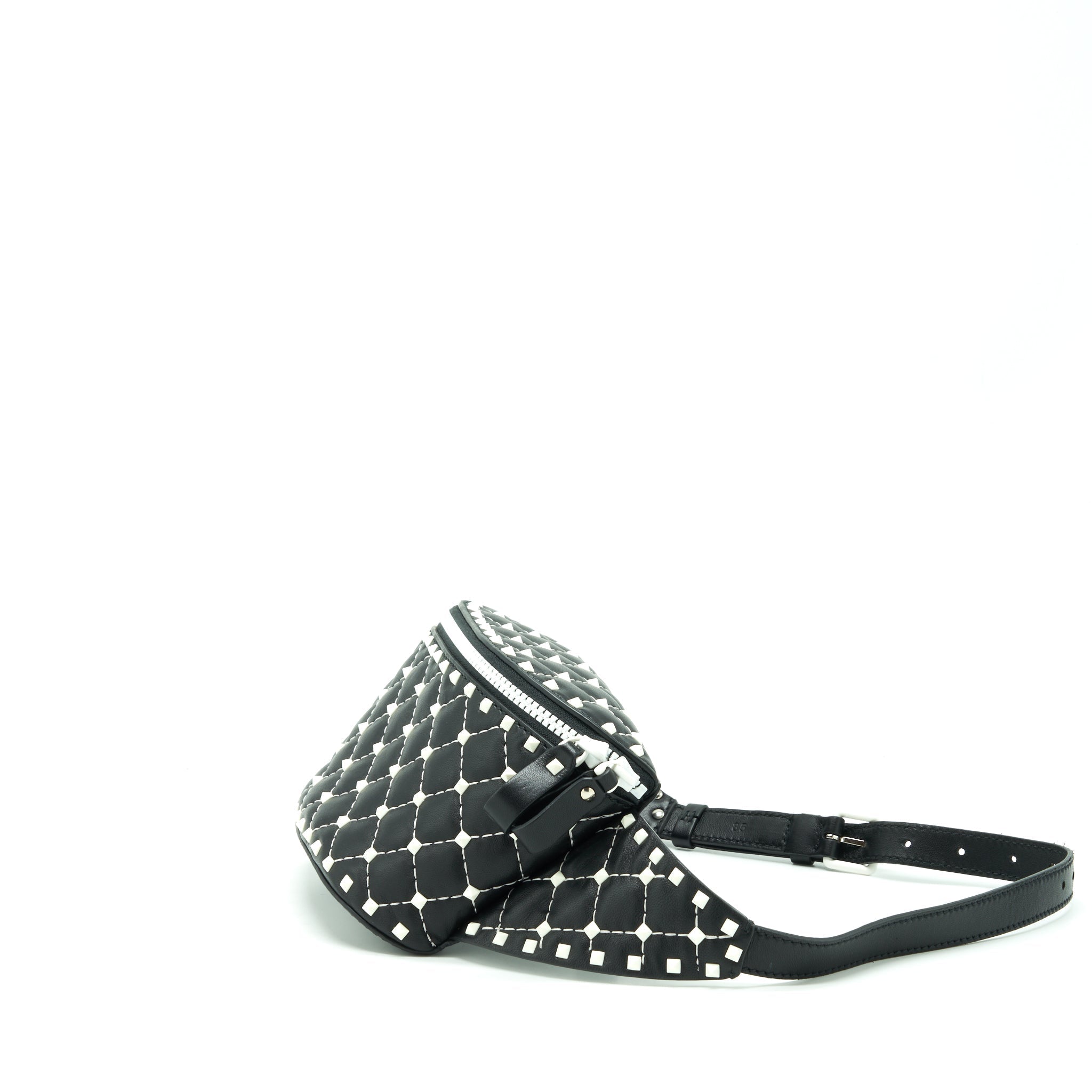 VALENTINO ROCKSTUD BELT BAG BLACK