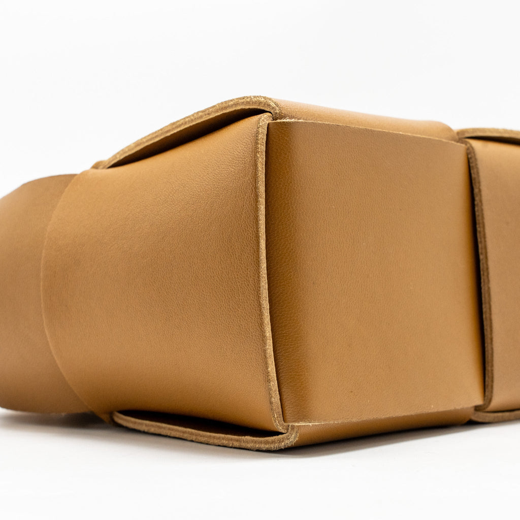 BOTTEGA VENETA MINI ARCO TOTE LAMBSKIN CAMEL GHW