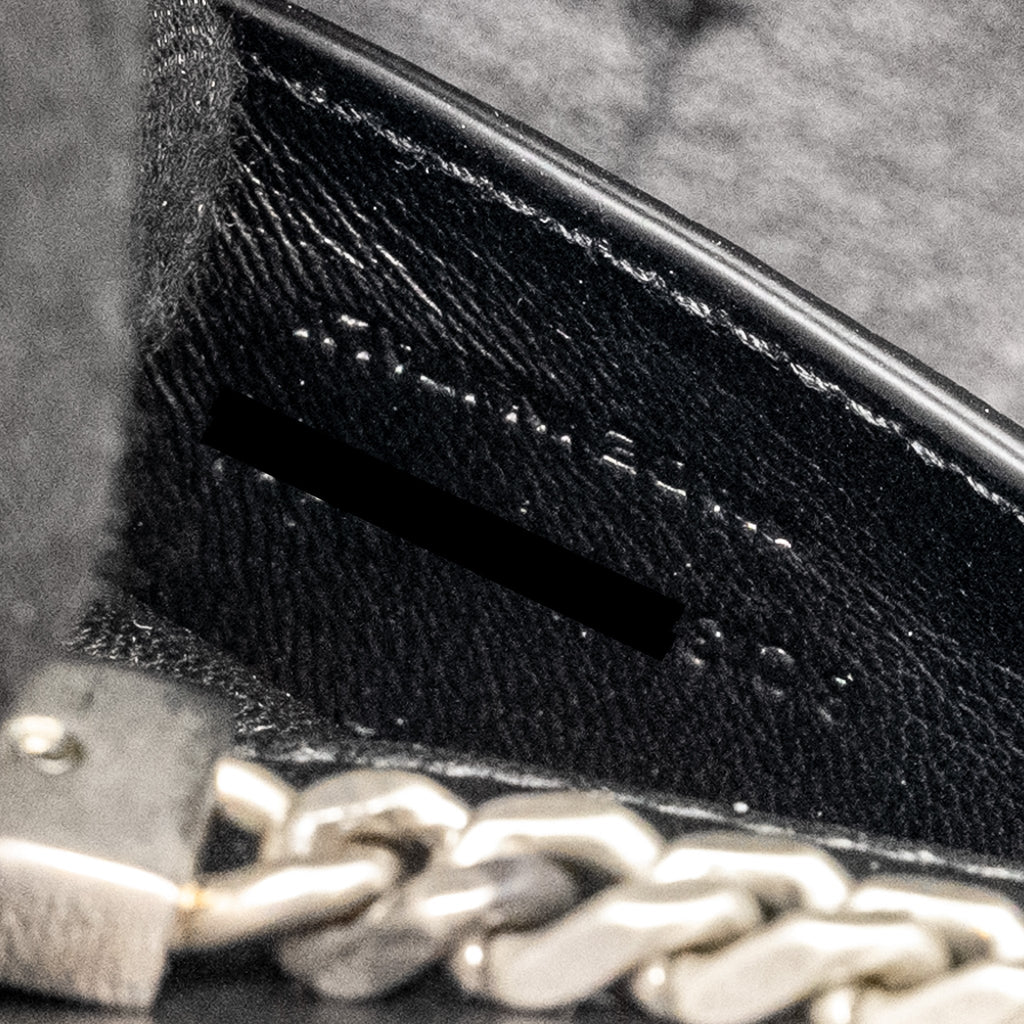 SAINT LAURENT/YSL MEDIUM KATE SHOULDER BAG WITH TASSEL EMBOSSED LEATHER BLACK/WHITE SHW